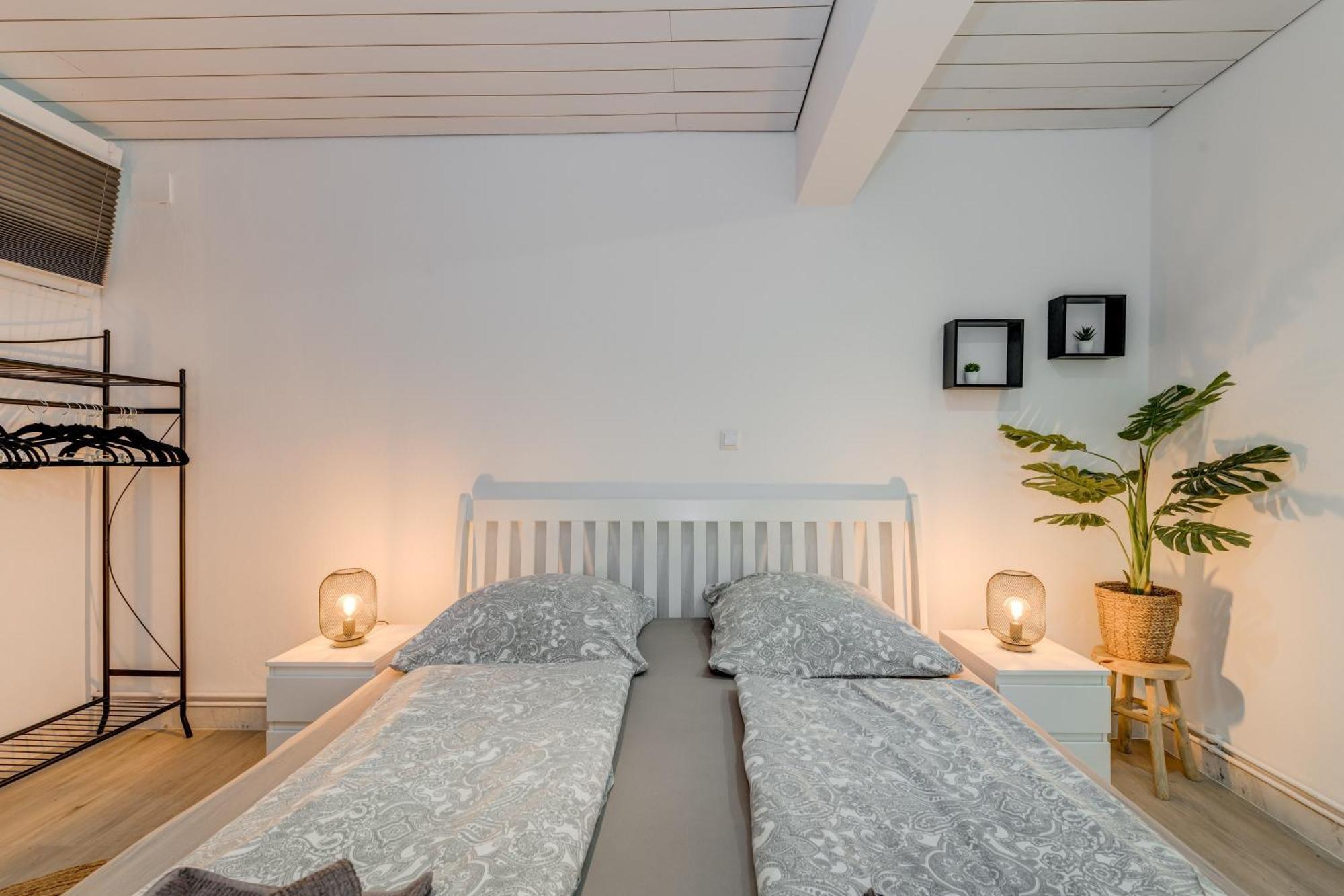 Apartments With Pool Vrdoljak โอมิช ห้อง รูปภาพ